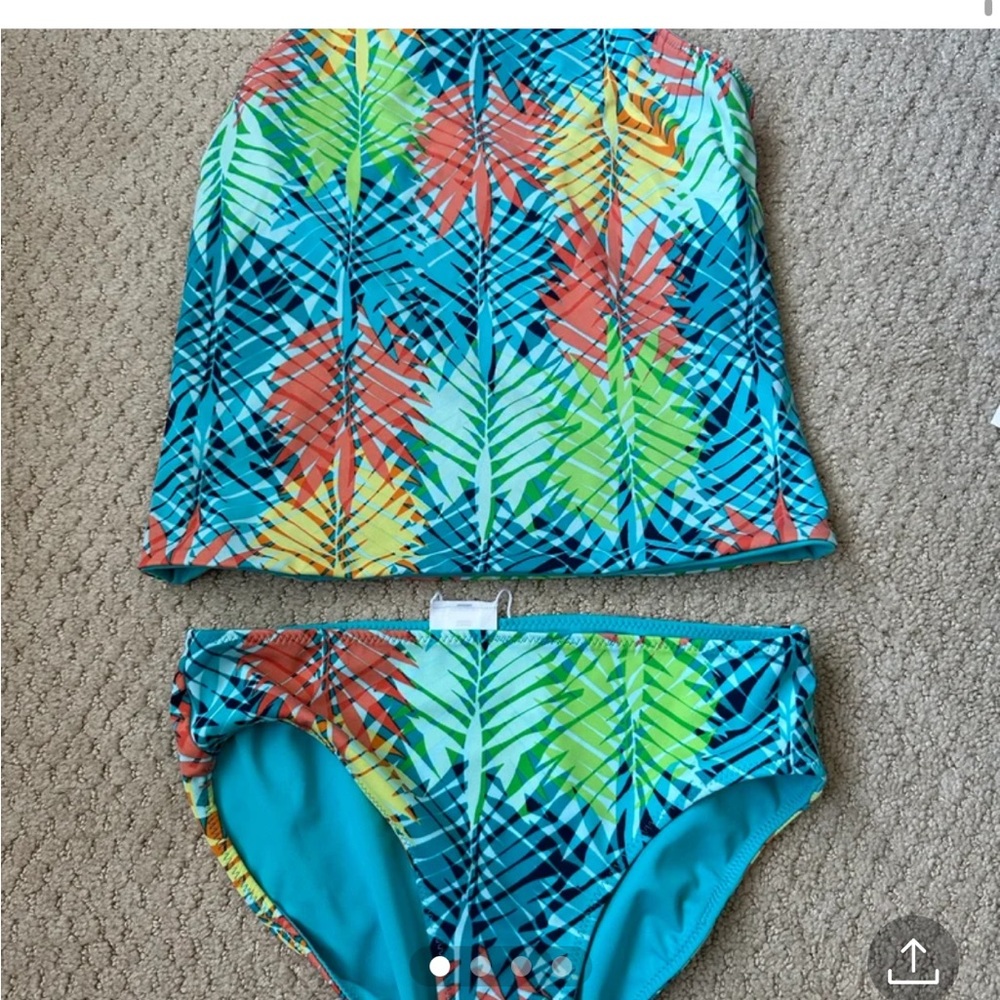 Reversible tankini